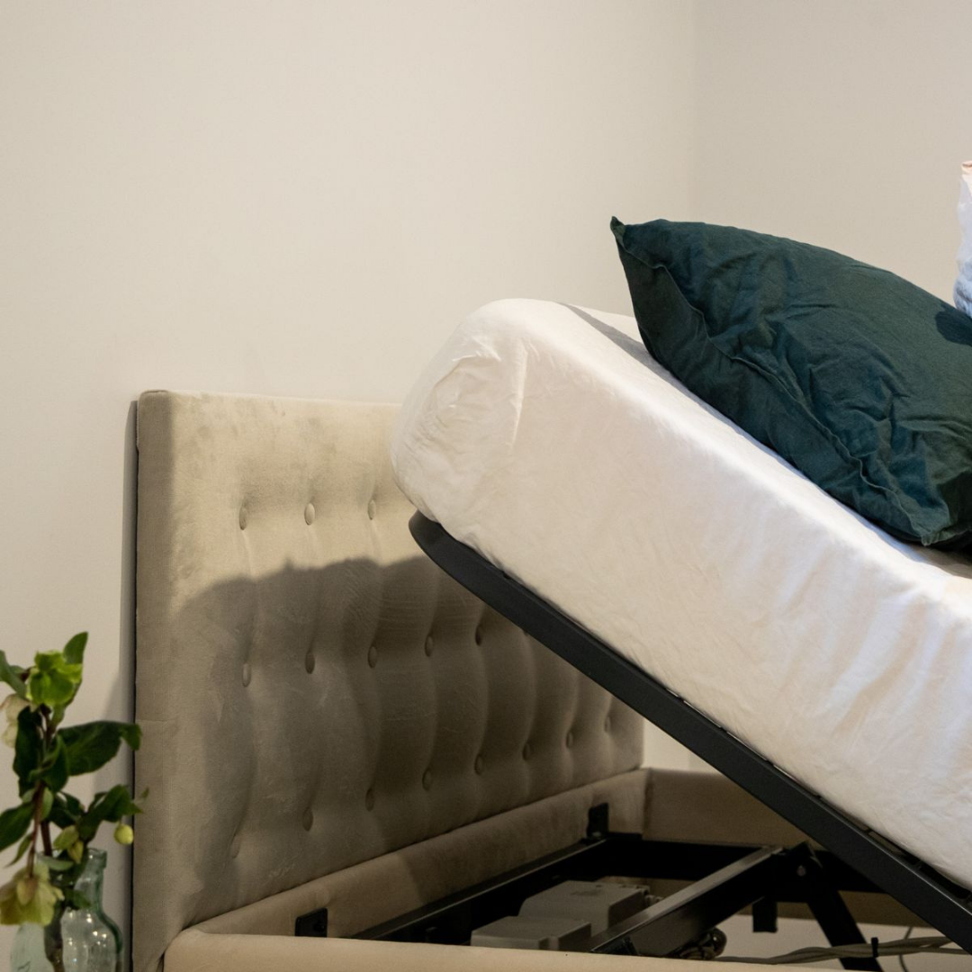 iCare Medical IC222 Full Electric Hi/Low Homecare Bed