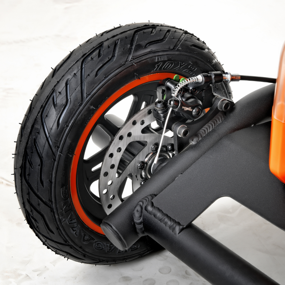 Tires on the SuperHandy Explorer Portable Power Mobility Scooter GUT161