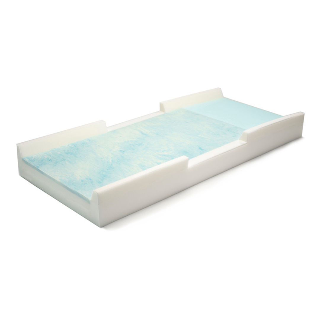 Inspired by the Proactive Protekt® 500 Gel Infused Foam Pressure Redistribution Mattress, this rectangular changing pad features contoured raised sides and a light blue top for safe infant changing.